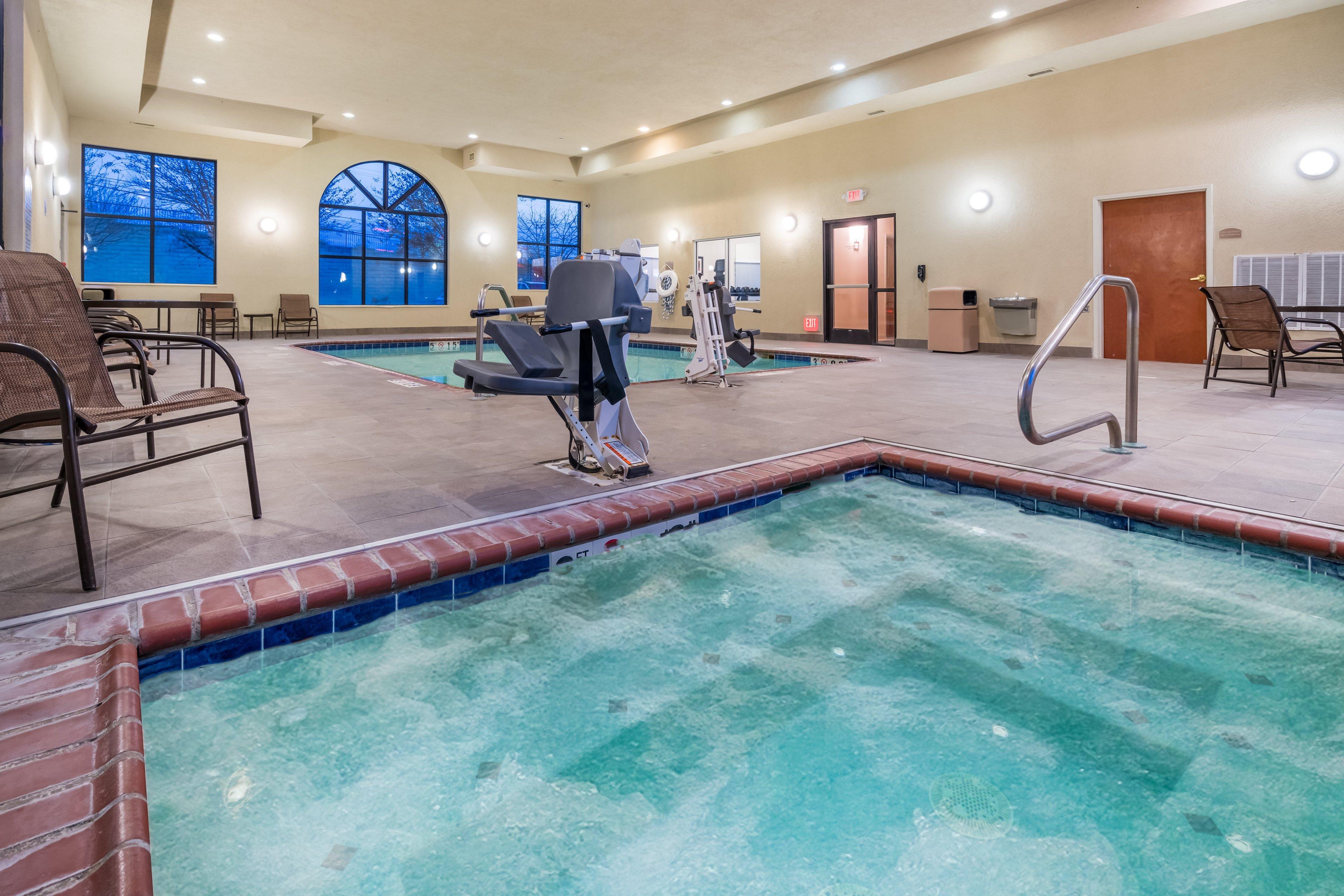 Holiday Inn Express & Suites Rocky Mount Smith Mountain Lake By Ihg Ngoại thất bức ảnh
