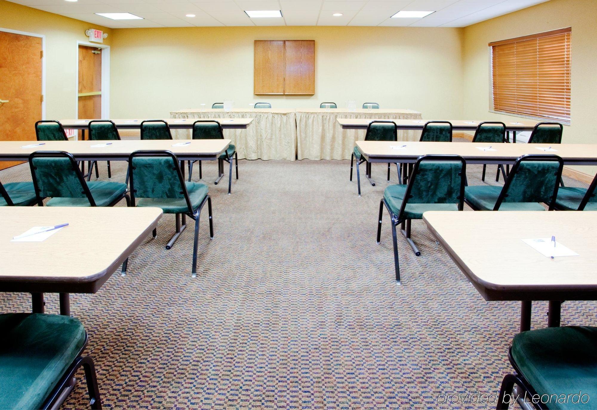 Holiday Inn Express & Suites Rocky Mount Smith Mountain Lake By Ihg Tiện nghi bức ảnh